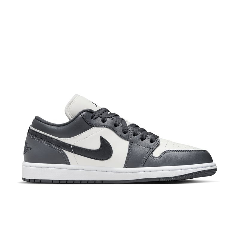 Jordan 1 Low DC0774-102 03