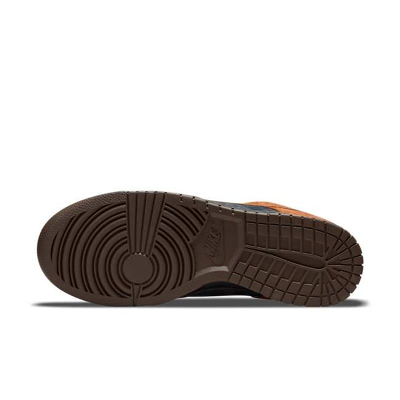 Nike Dunk Low Premium DH0601-001 02