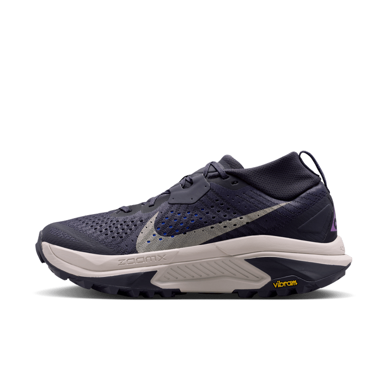 Nike ACG Zegama trail runners "Gridiron & Cream II" | Men | Outdoor | 01 | SPORTSHOWROOM