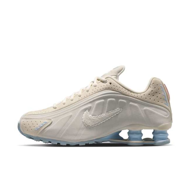 Nike Shox R4 IH3572-110 01