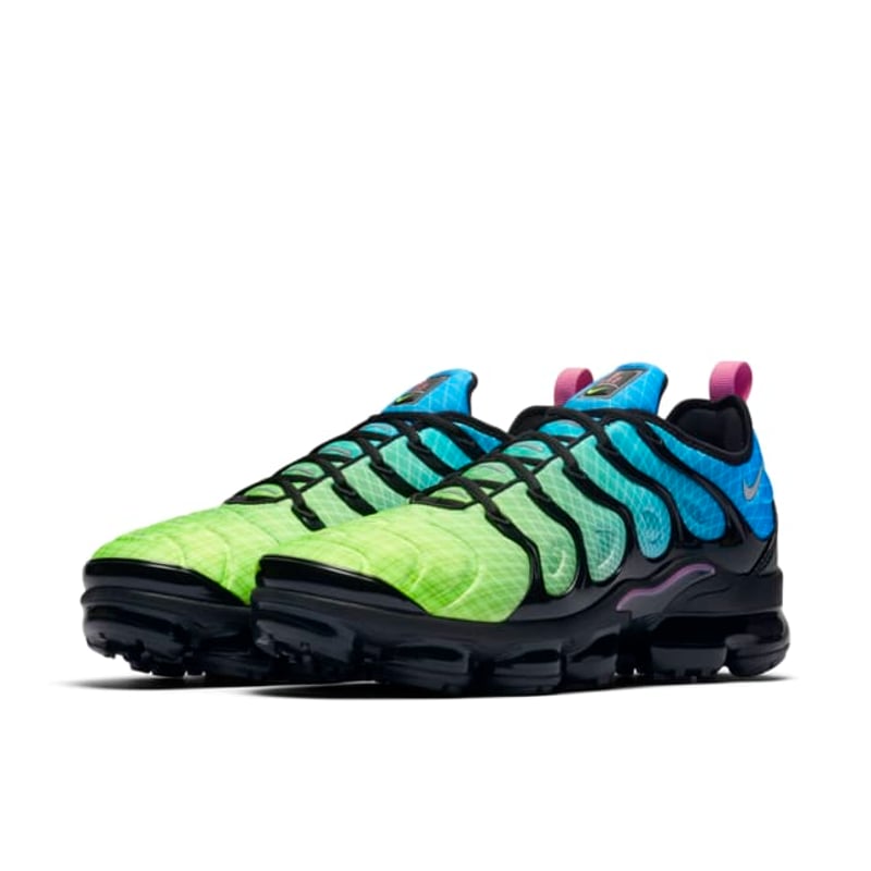 Nike Air VaporMax Plus 924453-302 05