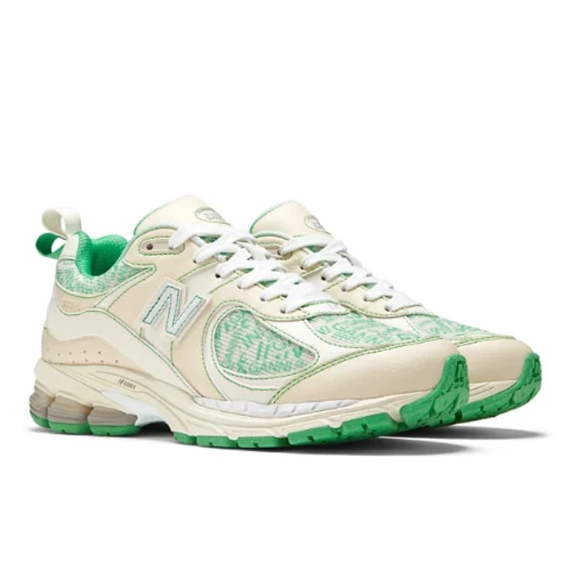 New Balance 2002R x GANNI M2002RGC 03