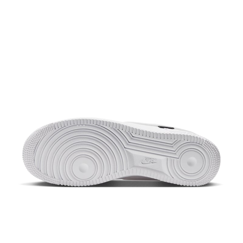 Sneakersy Nike Air Force 1 '07 Cordura "Triple White" | Mezczyzni | Sportstyle | 02 | SPORTSHOWROOM