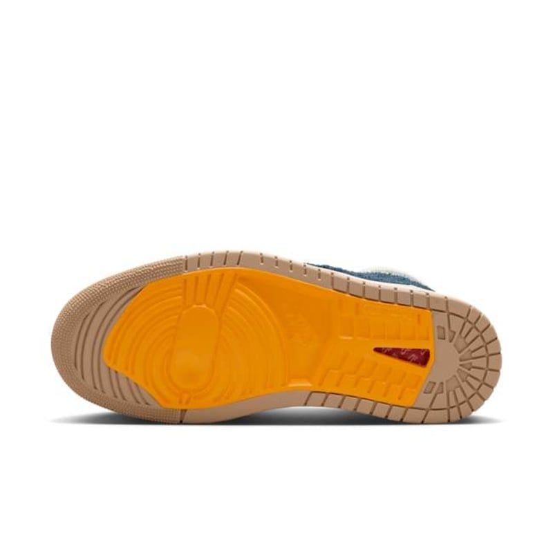 Jordan 1 High Zoom CMFT 2 SE HJ9051-110 02