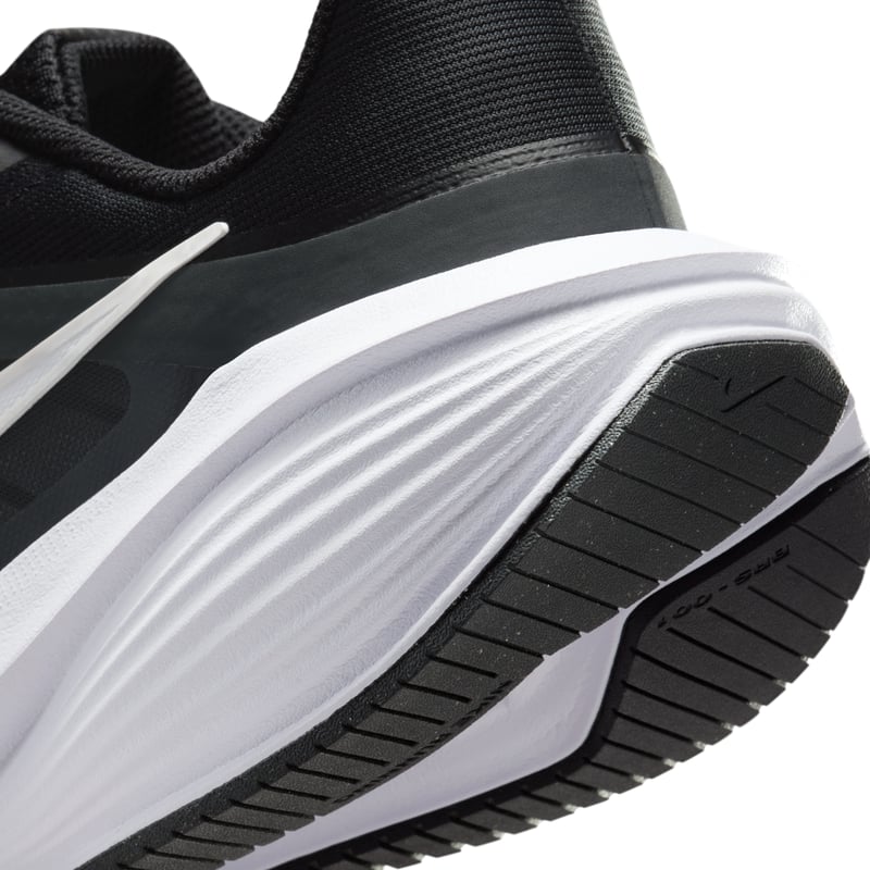 Nike Downshifter 14 løpesko "Black & White" | Herre | Løping | 08 | SPORTSHOWROOM