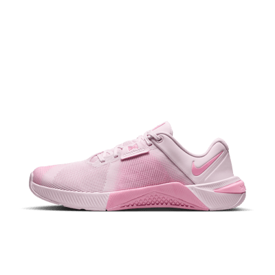 Nike Metcon 10 trainingsschoenen "Bleached Lilac & Light Magenta" | Dames | Training | 01 | SPORTSHOWROOM