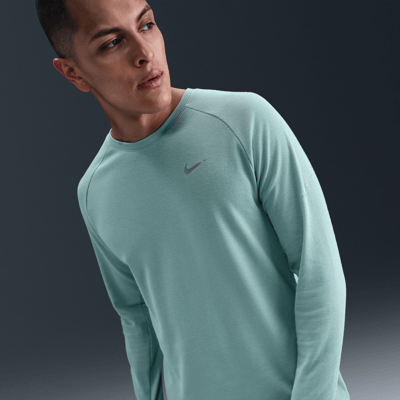 Nike Stride Dri-FIT Running Waffle Crew HV2705-017 01