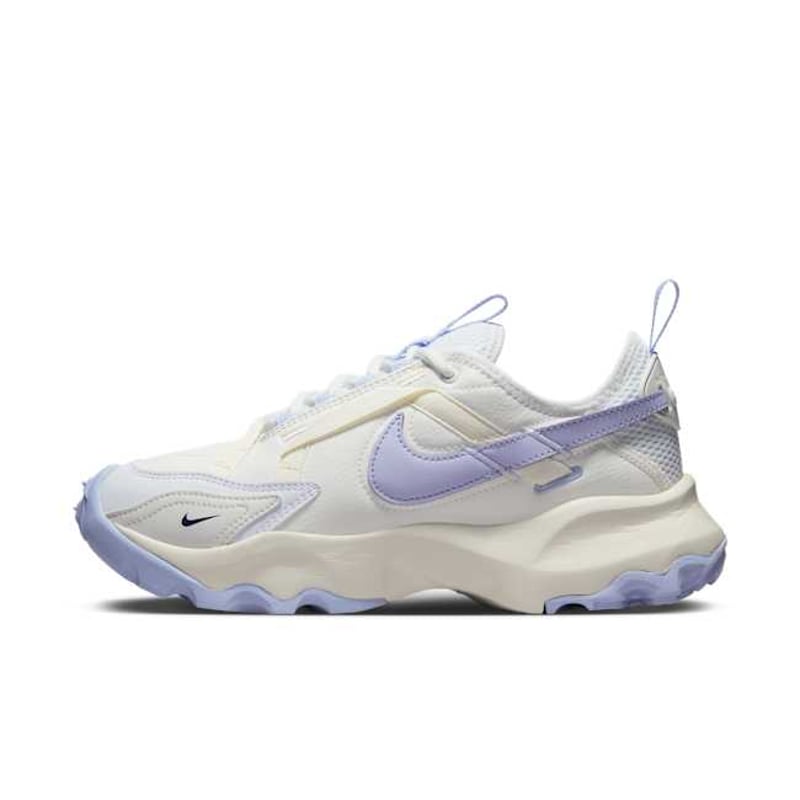 Nike TC 7900 Premium FD0385-121 01