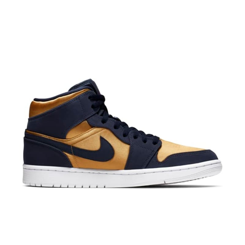 Jordan 1 Mid SE Premium 852542-401 03