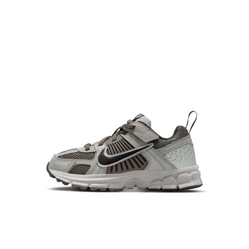 Nike Vomero 5 HF6999-010 01