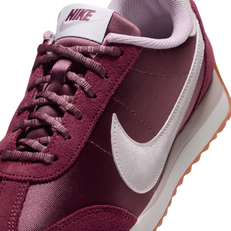 Nike Pacific LX sneakers "Pink Smoke & Silt Red" | Dames | Sportstyle | 07 | SPORTSHOWROOM