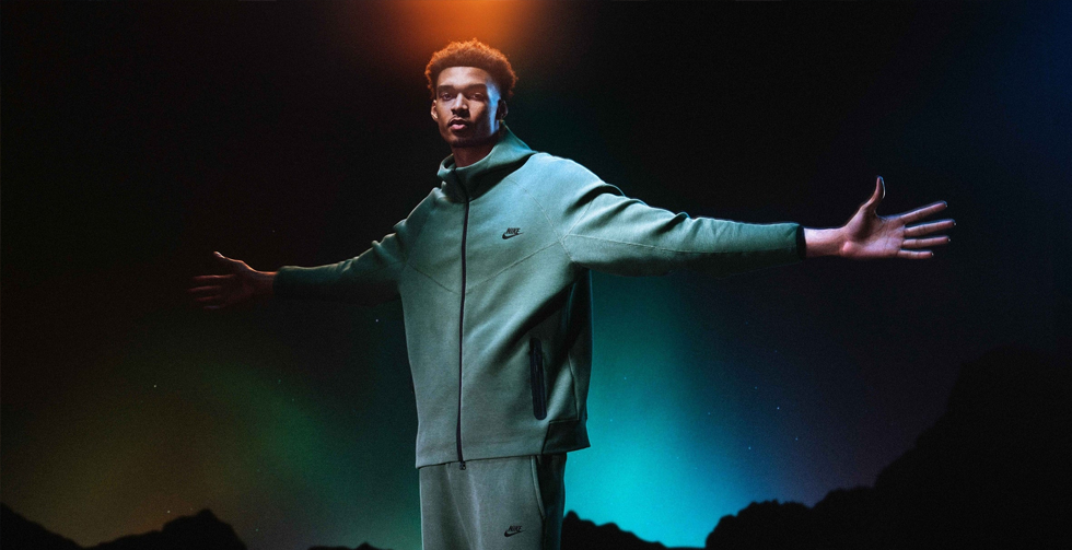 Nike Tech Fleece clothing