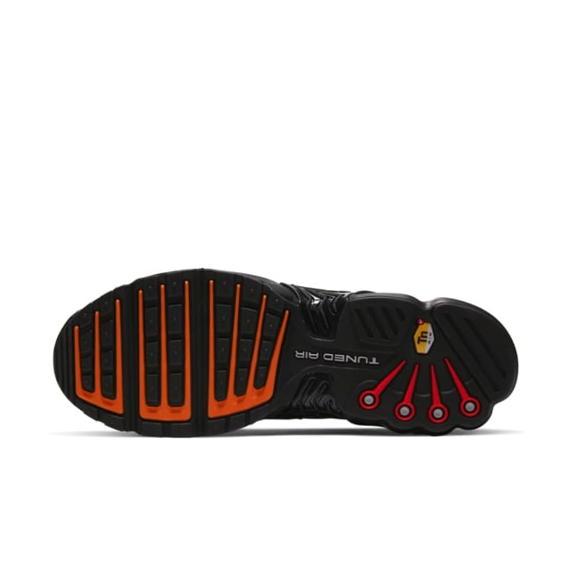 Nike Air Max Plus 3 CV1643-001 02