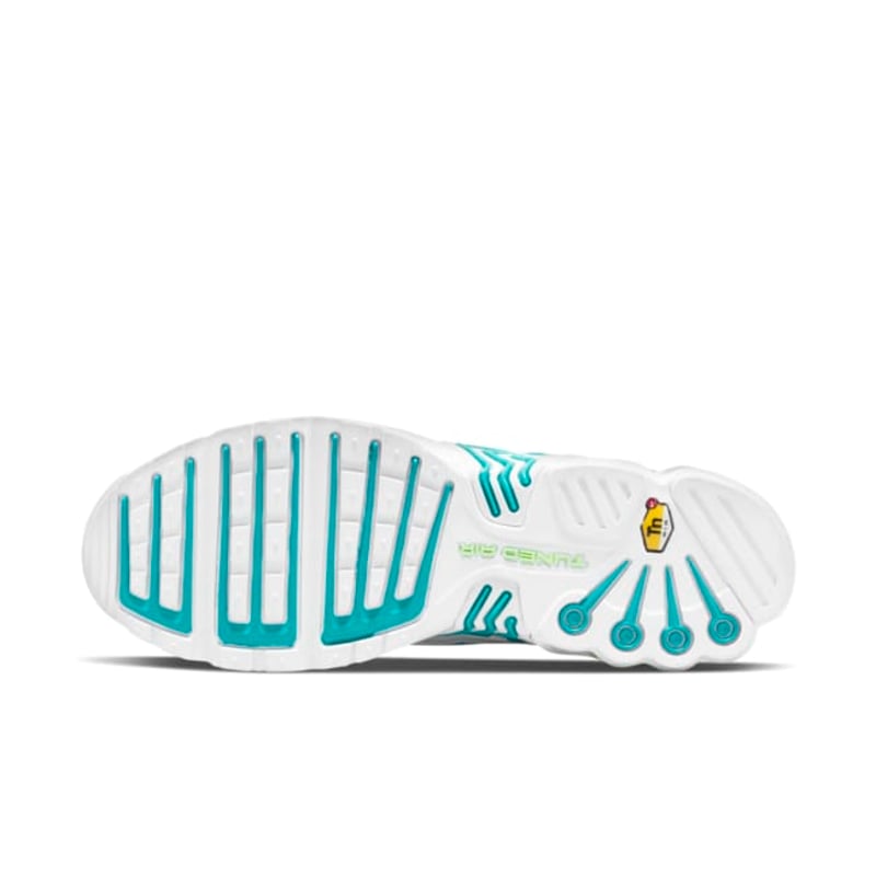 Nike Air Max Plus 3 DM2835-100 02