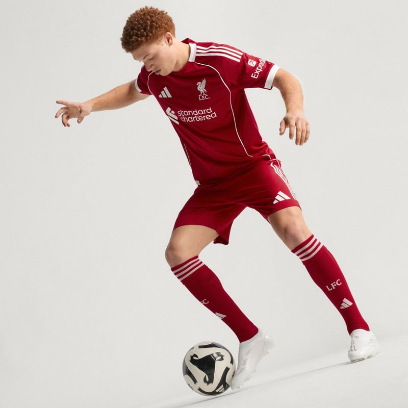 adidas Liverpool FC 2025/26 Home Authentic JY4237 04