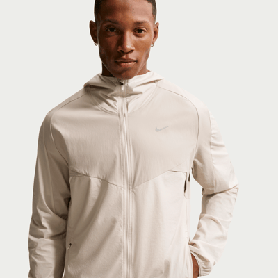 Nike Stride Repel UV Jacke "Shadow Violet & Flash Orange" | Herren | Laufen | 01 | SPORTSHOWROOM