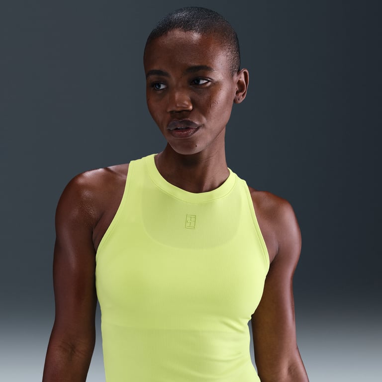 NikeCourt Advantage Dri-FIT