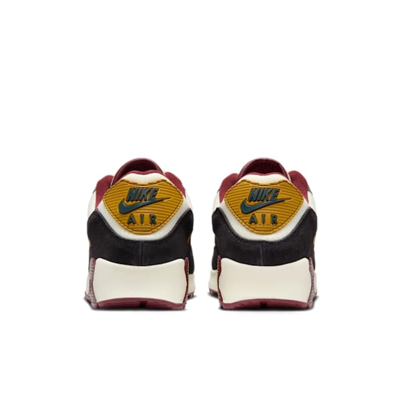Nike Air Max 90 Premium HQ3609-113 06