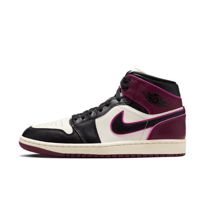 Jordan 1 Mid SE FQ7818-101 01