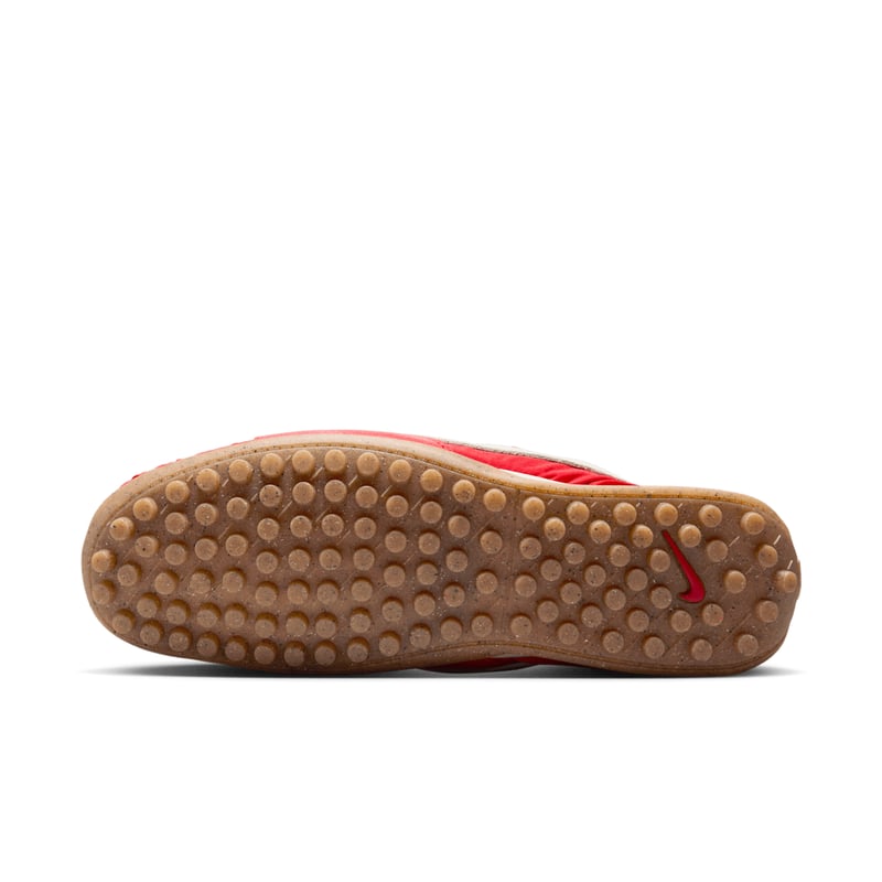Nike Moon Shoe x Jacquemus HV8547-600 02