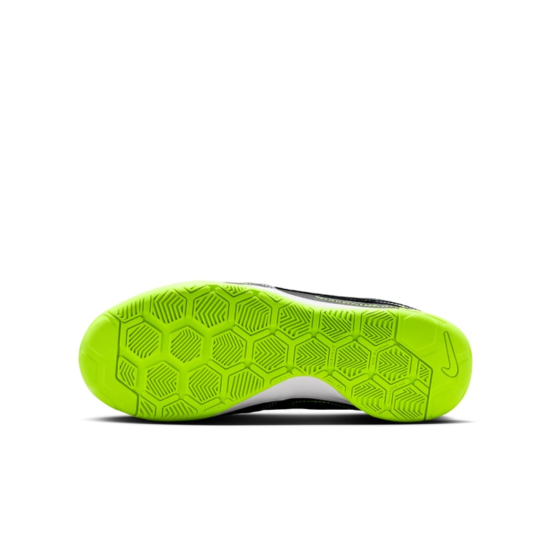 Nike Gato SE IH5103-001 02