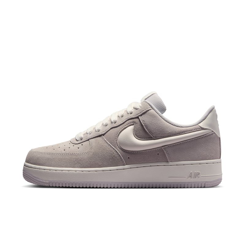 Nike Air Force 1 '07 LV8 sneakers "Vast Grey & Sail" | Heren | Sportstyle | 01 | SPORTSHOWROOM