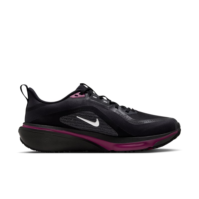 Nike Pegasus 42 GORE-TEX runners "Black & True Berry" | Women | Running | 03 | SPORTSHOWROOM