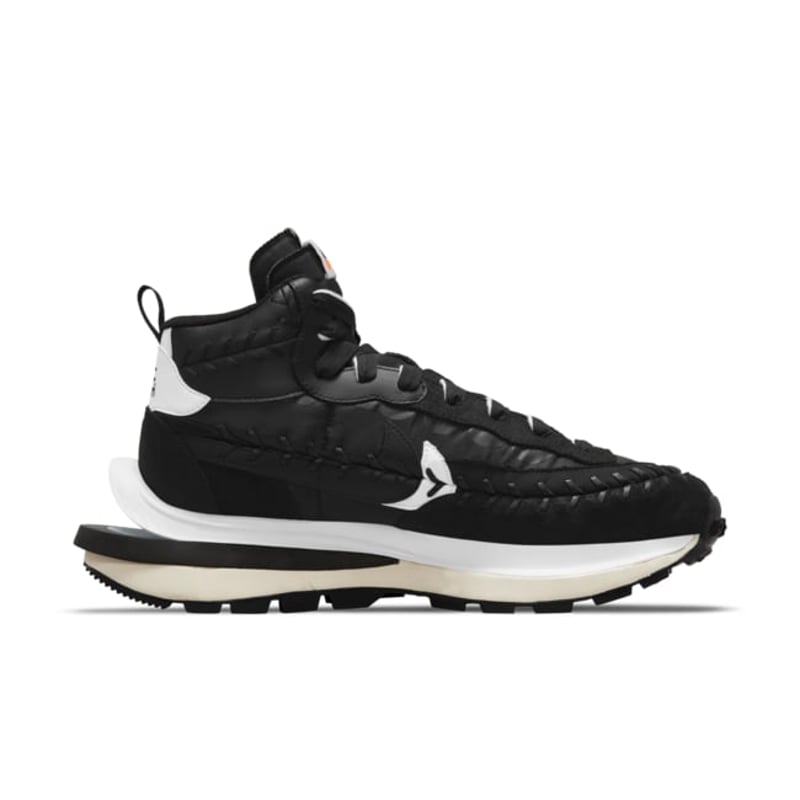 Nike VaporWaffle x sacai x Jean Paul Gaultier DH9186-001 03