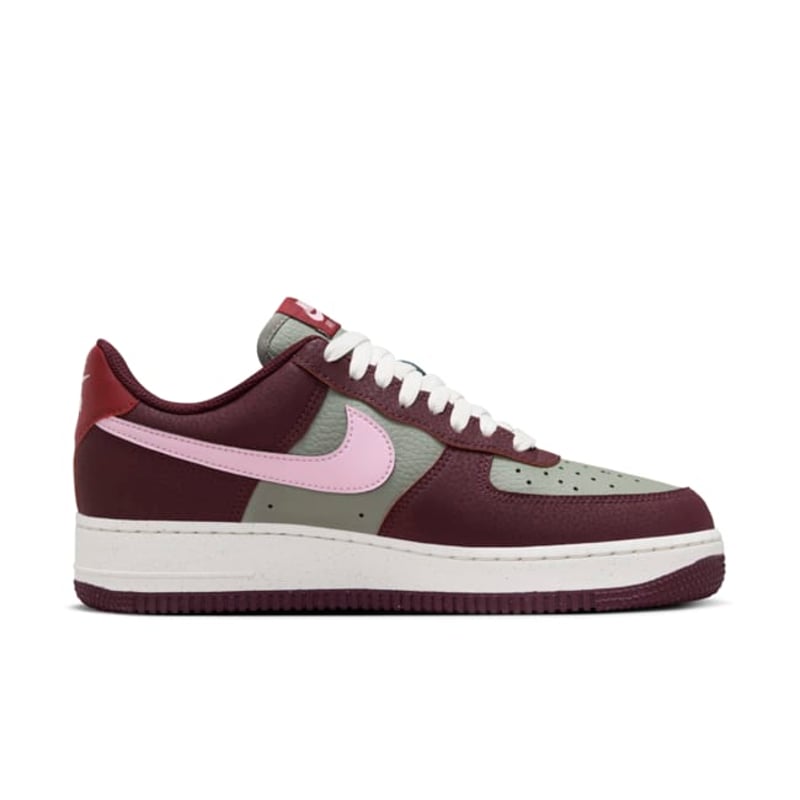 Nike Air Force 1 '07 Next Nature HQ4047-600 03