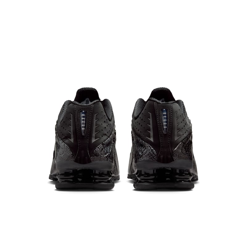 Nike Shox R4 IM6050-001 06