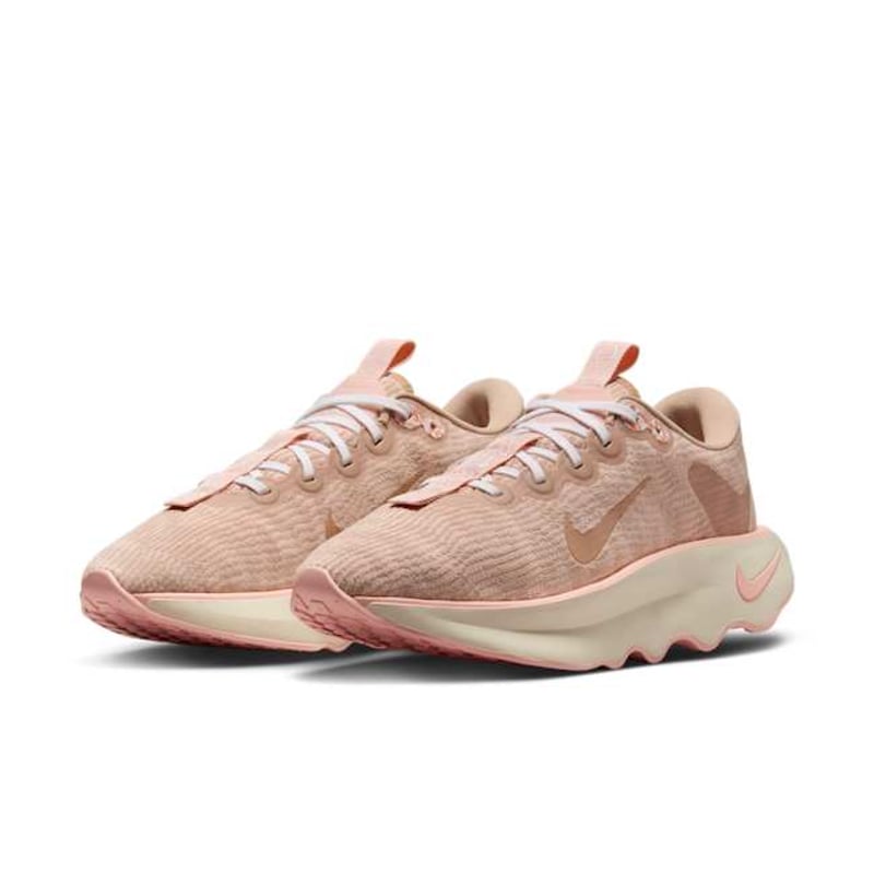 Nike Motiva IB8136-248 05