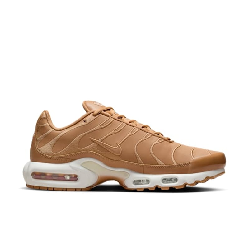 Nike Air Max Plus FZ8815-200 03
