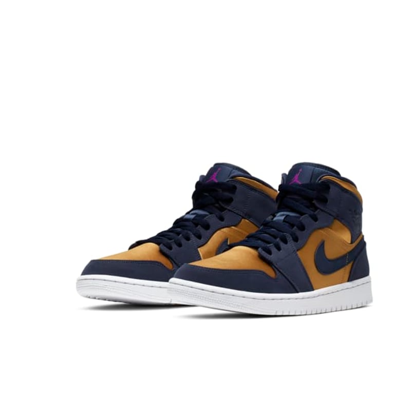 Jordan 1 Mid SE Premium 852542-401 04