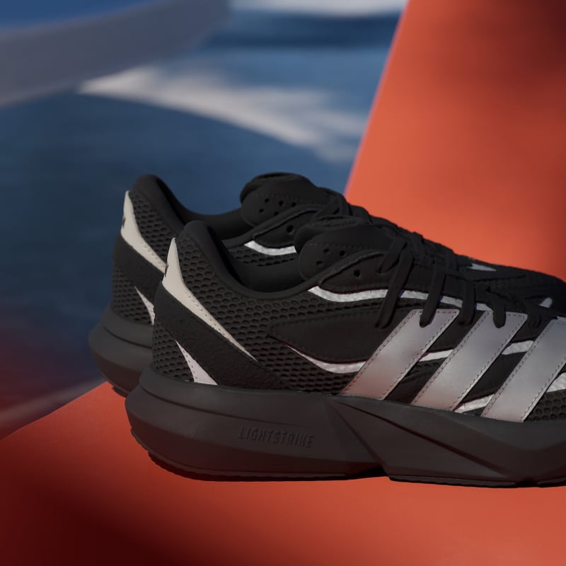 adidas Lightblaze JR2401 02