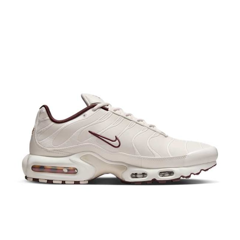 Nike Air Max Plus Premium HF3181-001 03