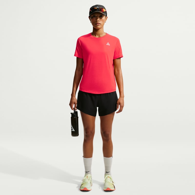 Nike ACG Dri-FIT Troja "Light Crimson" | Kvinnor | Utomhus | 04 | SPORTSHOWROOM