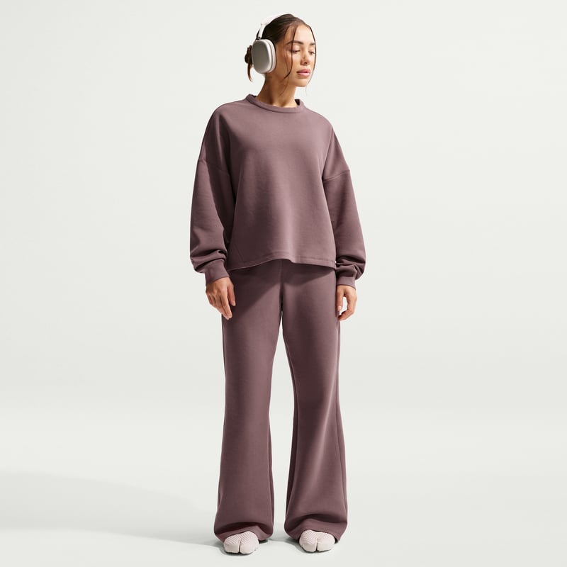 Nike 24.7 ImpossiblySoft Dri-FIT Flared HQ8607-502 01