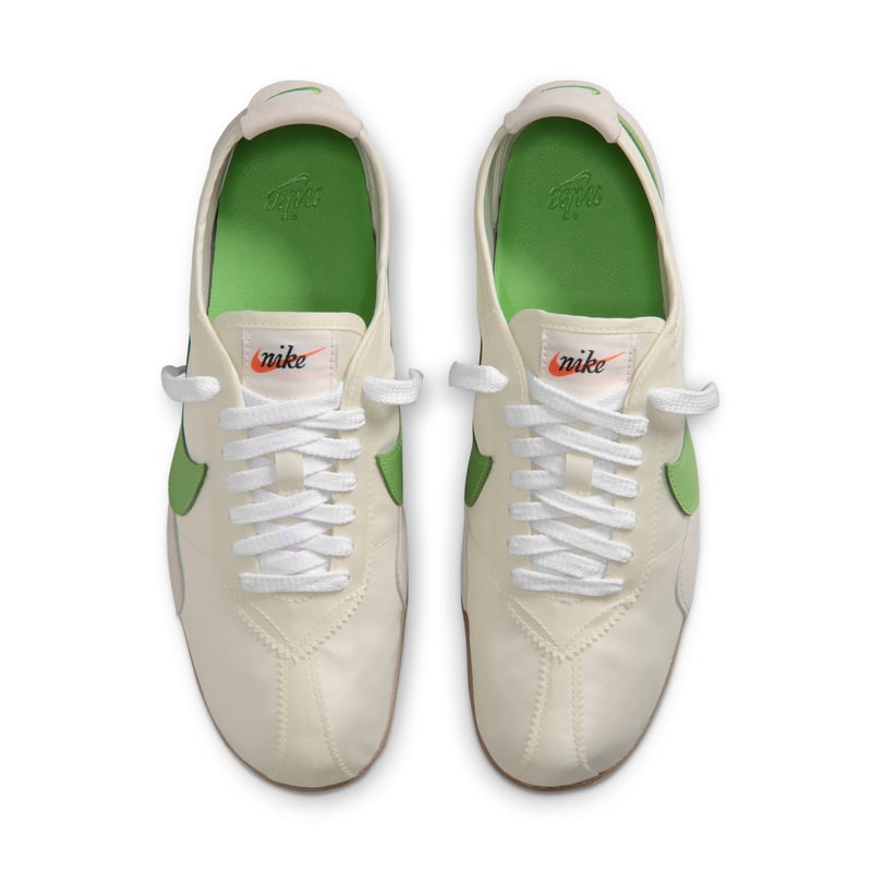 Nike Moon Shoe OG sneakers "Sail & Chlorophyll" | Kvinnor | Sportstyle | 04 | SPORTSHOWROOM