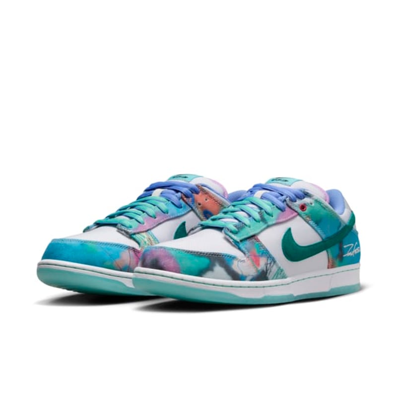 Nike SB Dunk Low x Futura Laboratories HF6061-400 05