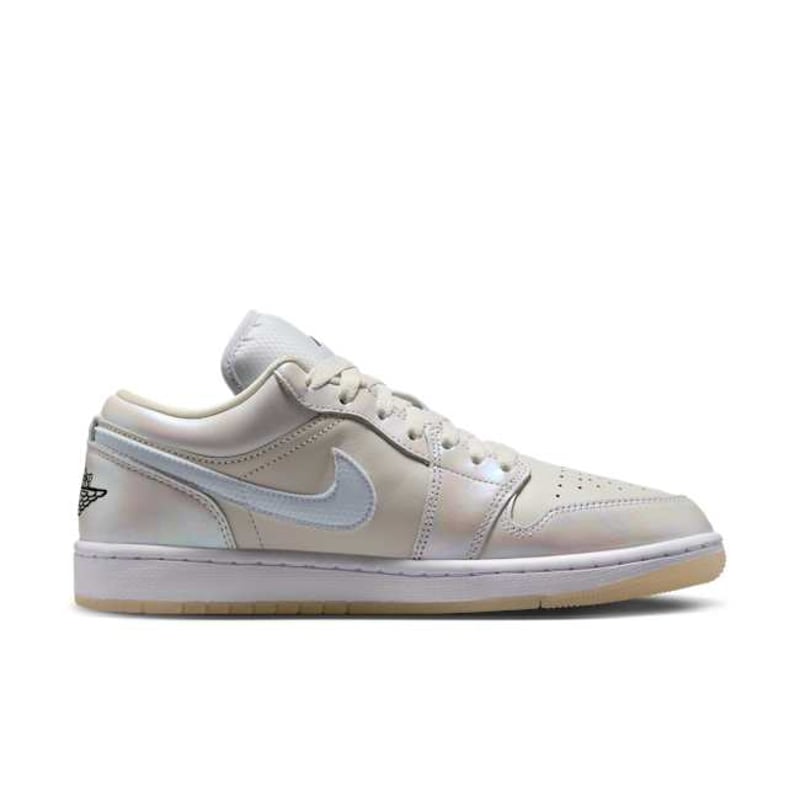 Jordan 1 Low SE HF4080-001 03