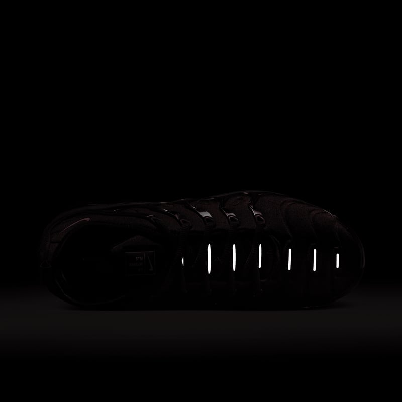 Nike Air VaporMax Plus FN6850-681 09