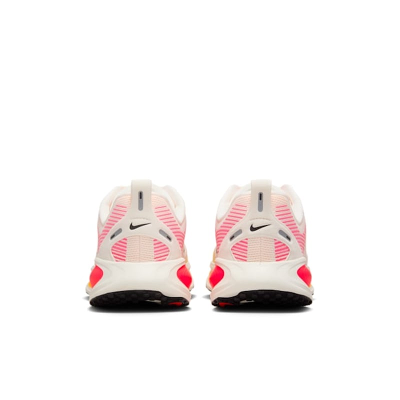 Nike Vomero 18 HQ2157-102 06