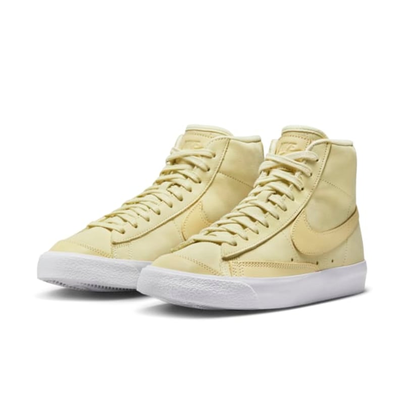 Nike Blazer Mid Premium DQ7572-700 05
