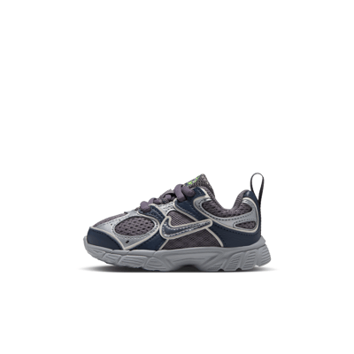 Tenisky Nike V5 RNR SE "Pencil Point & Wolf Grey" | Muži & Ženy | Sportstyle | 01 | SPORTSHOWROOM