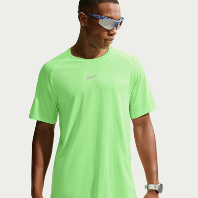 Nike Stride Aero-FIT Shirt "Volt & Light Silver" | Herren | Laufen | 01 | SPORTSHOWROOM