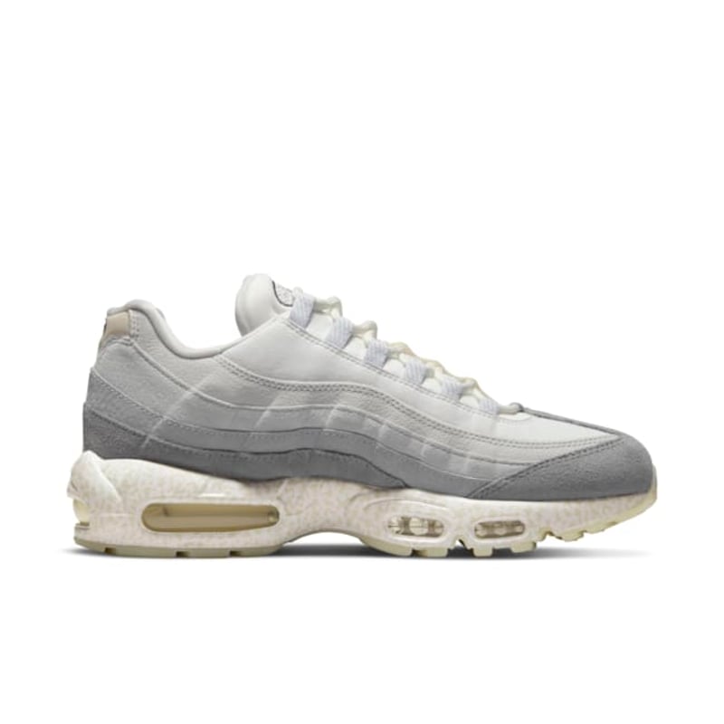 Nike Air Max 95 QS DV2593-100 03