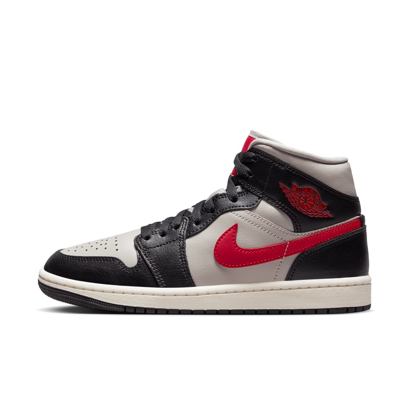 Jordan 1 Mid BQ6472-060 01