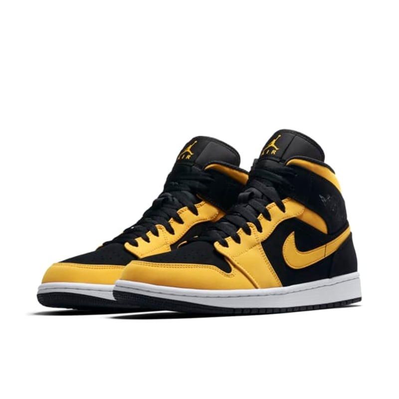 Jordan 1 Retro Mid 554724-071 04