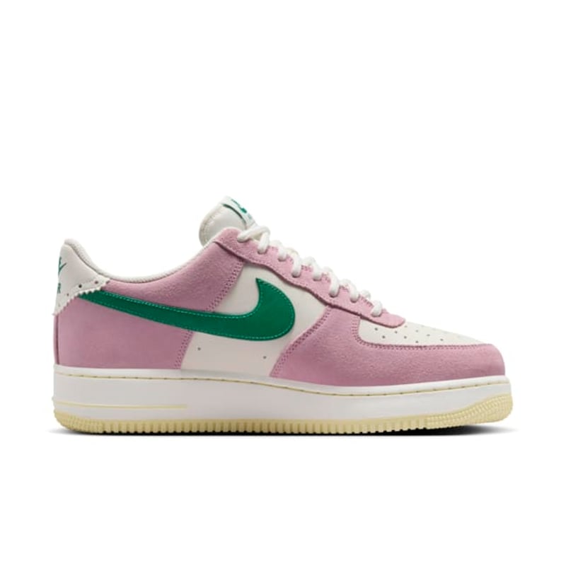 Nike Air Force 1 '07 LV8 FV9346-100 03