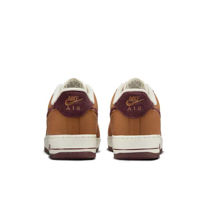 Nike Air Force 1 '07 LV8 FQ8713-200 06